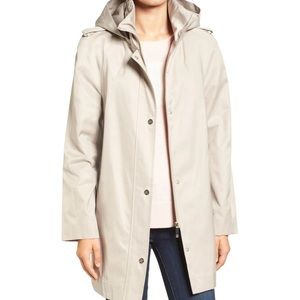 Ivanka Trump Hooded Stand-Collar Rain Coat size Large - like new!